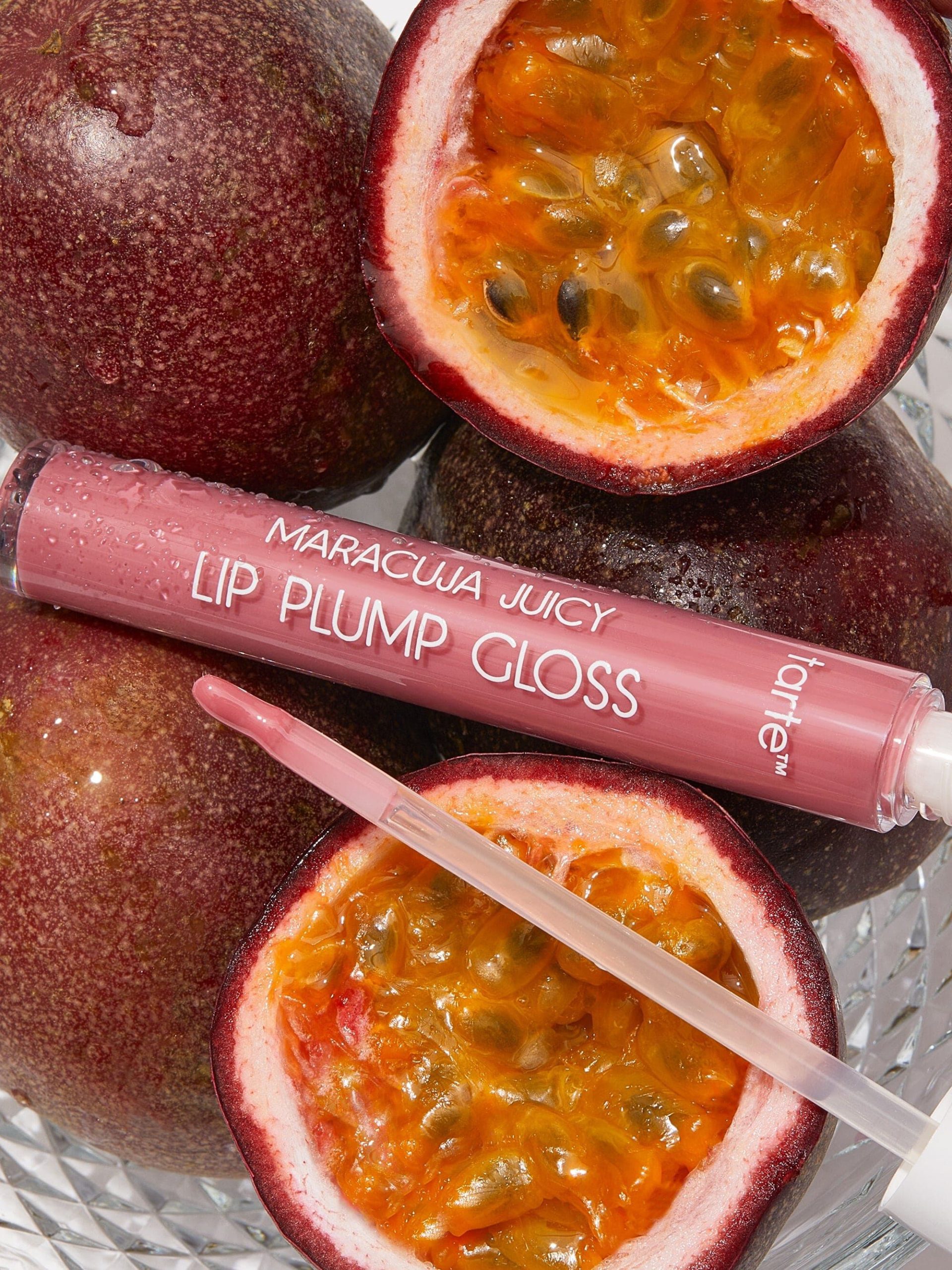 common__2642-2642-maracuja-juicy-lip-plump-gloss-ALT-5__04.jpg