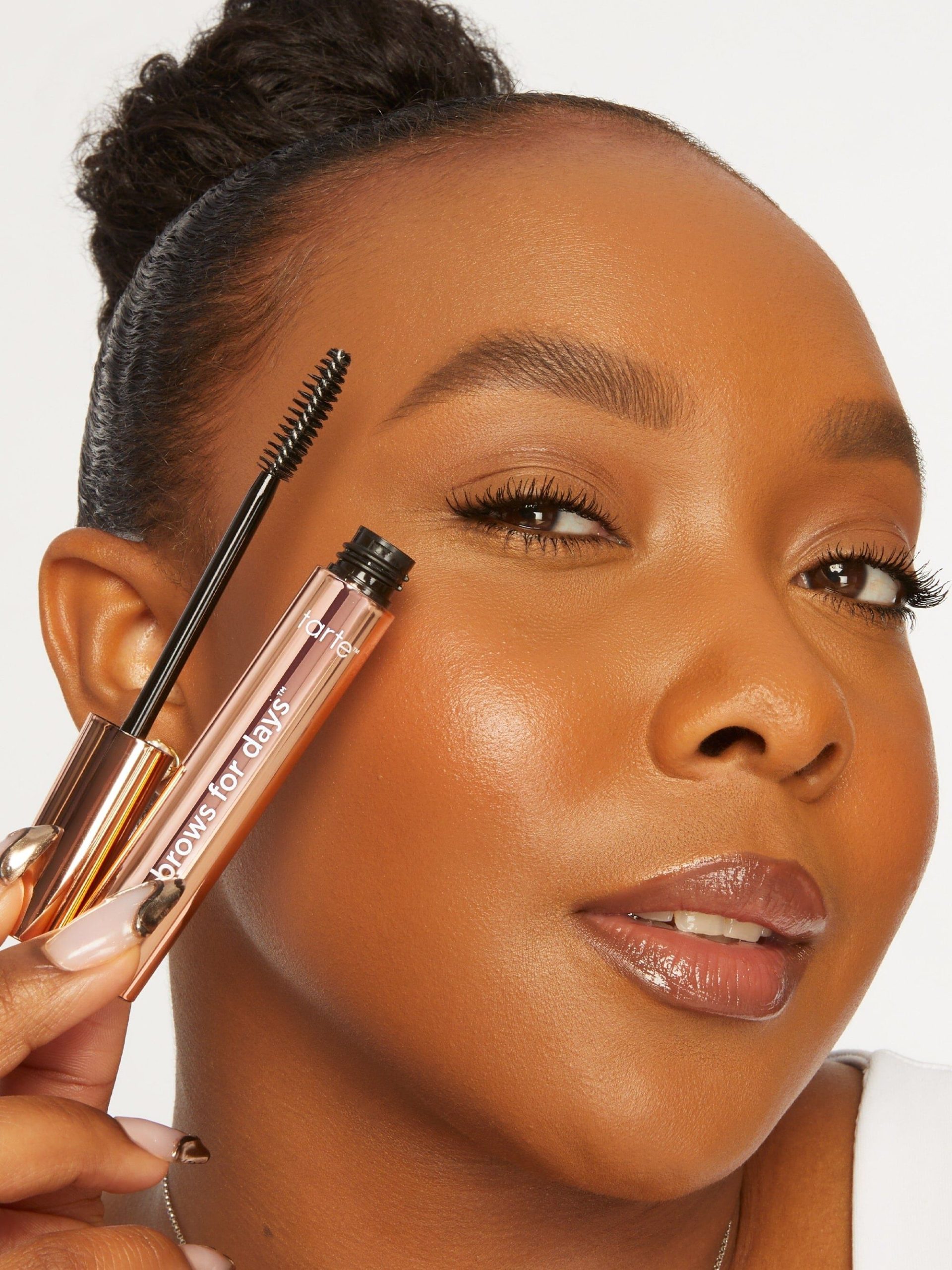 common__2837-2837-brows-for-days-framing-gel-ALT-5__06.jpg