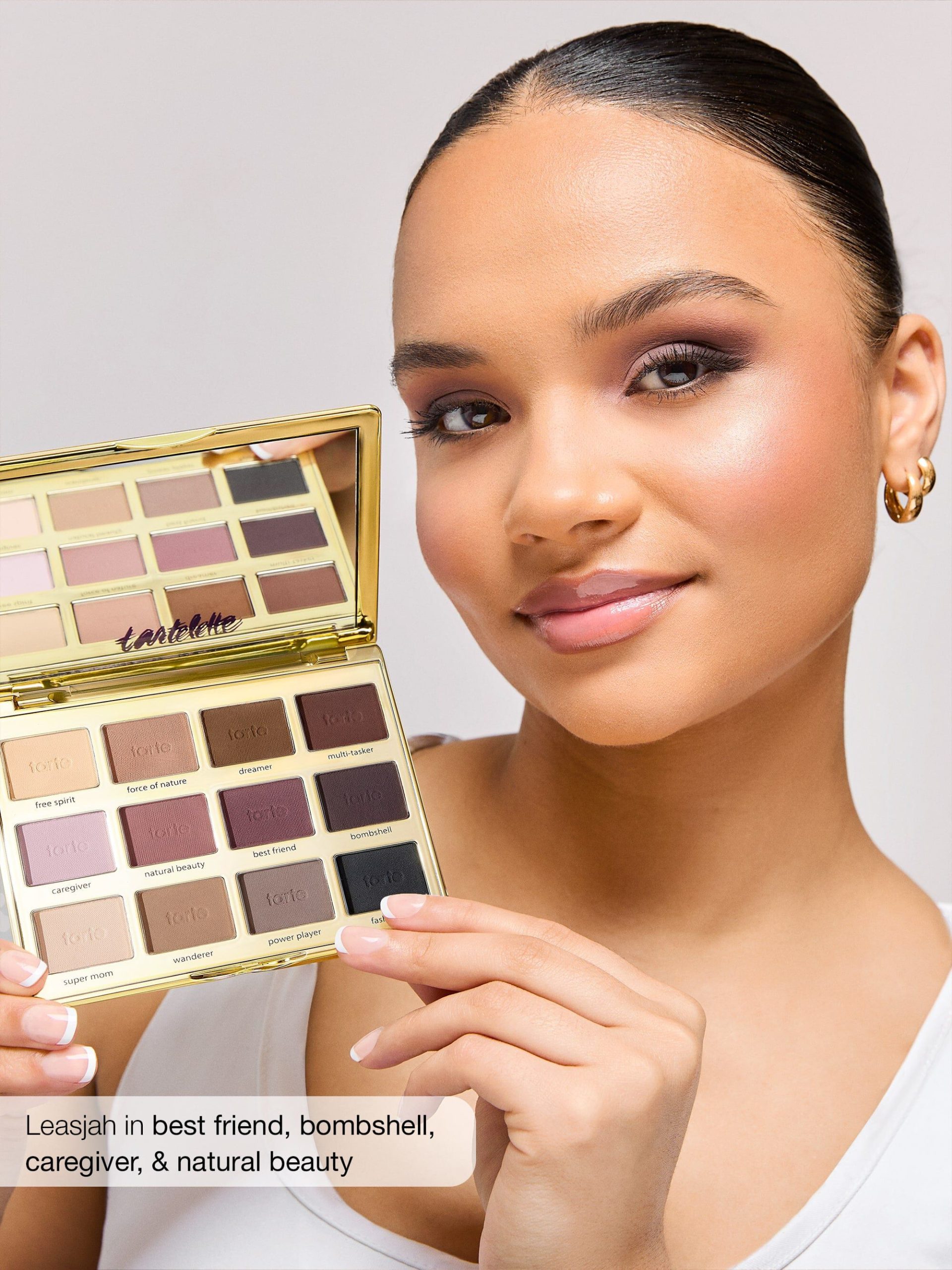 common__3232-607-tartelette-matte-amazonian-clay-palette-ALT-02__02.jpg
