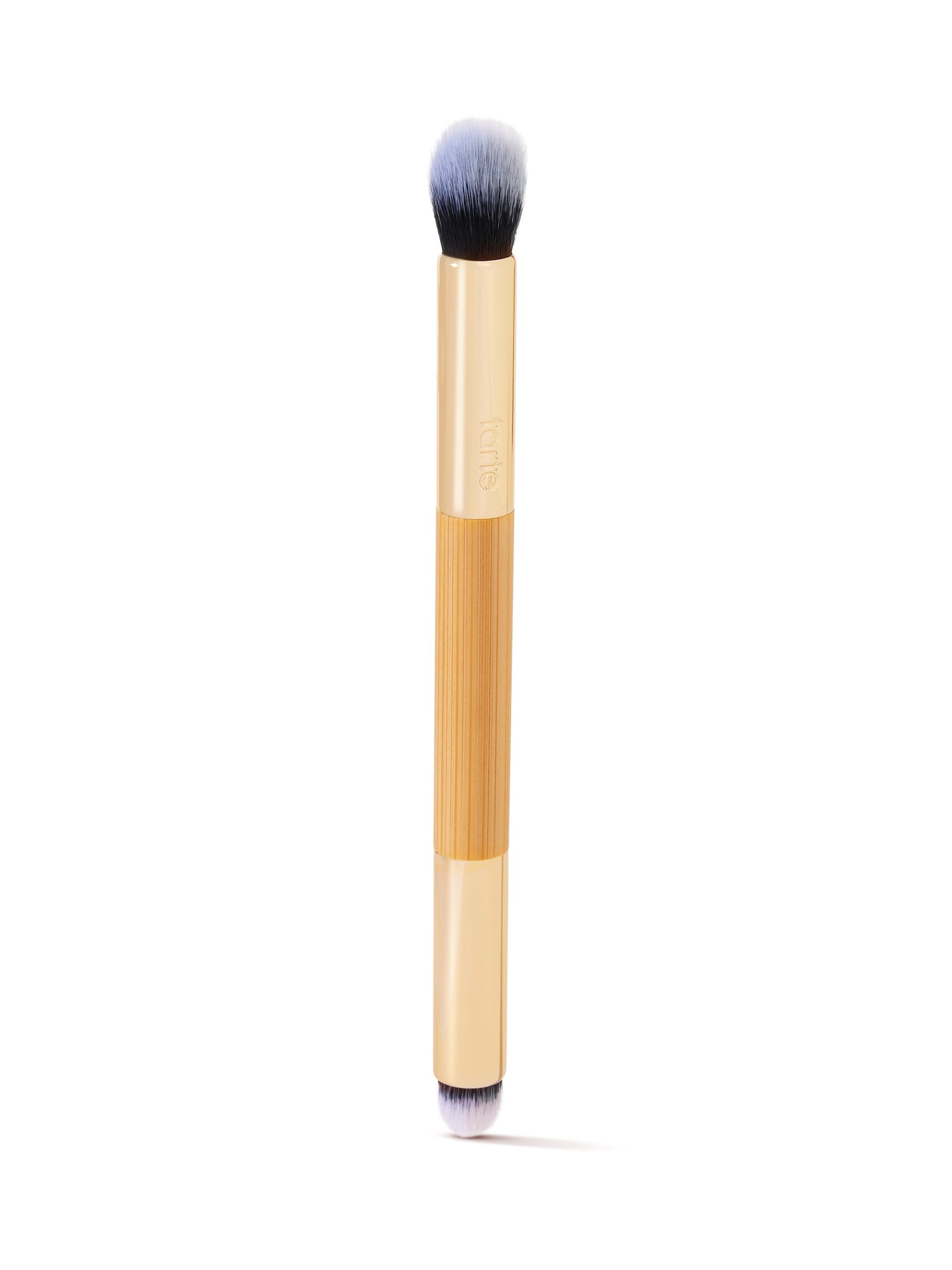 common__de-detail-buff-concealer-brush__01.jpg