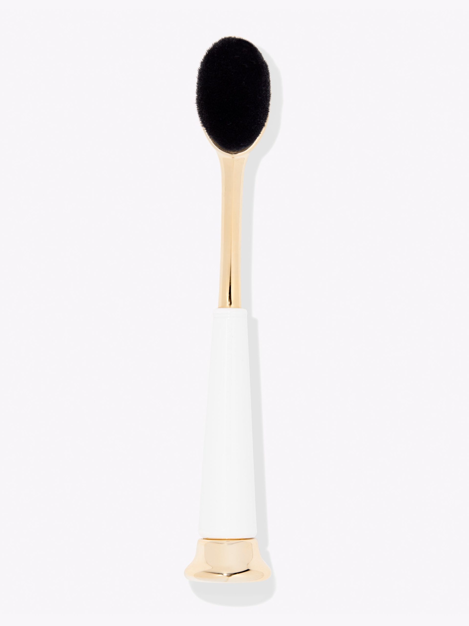 common__skin-treat-concealer-brush__03.jpg