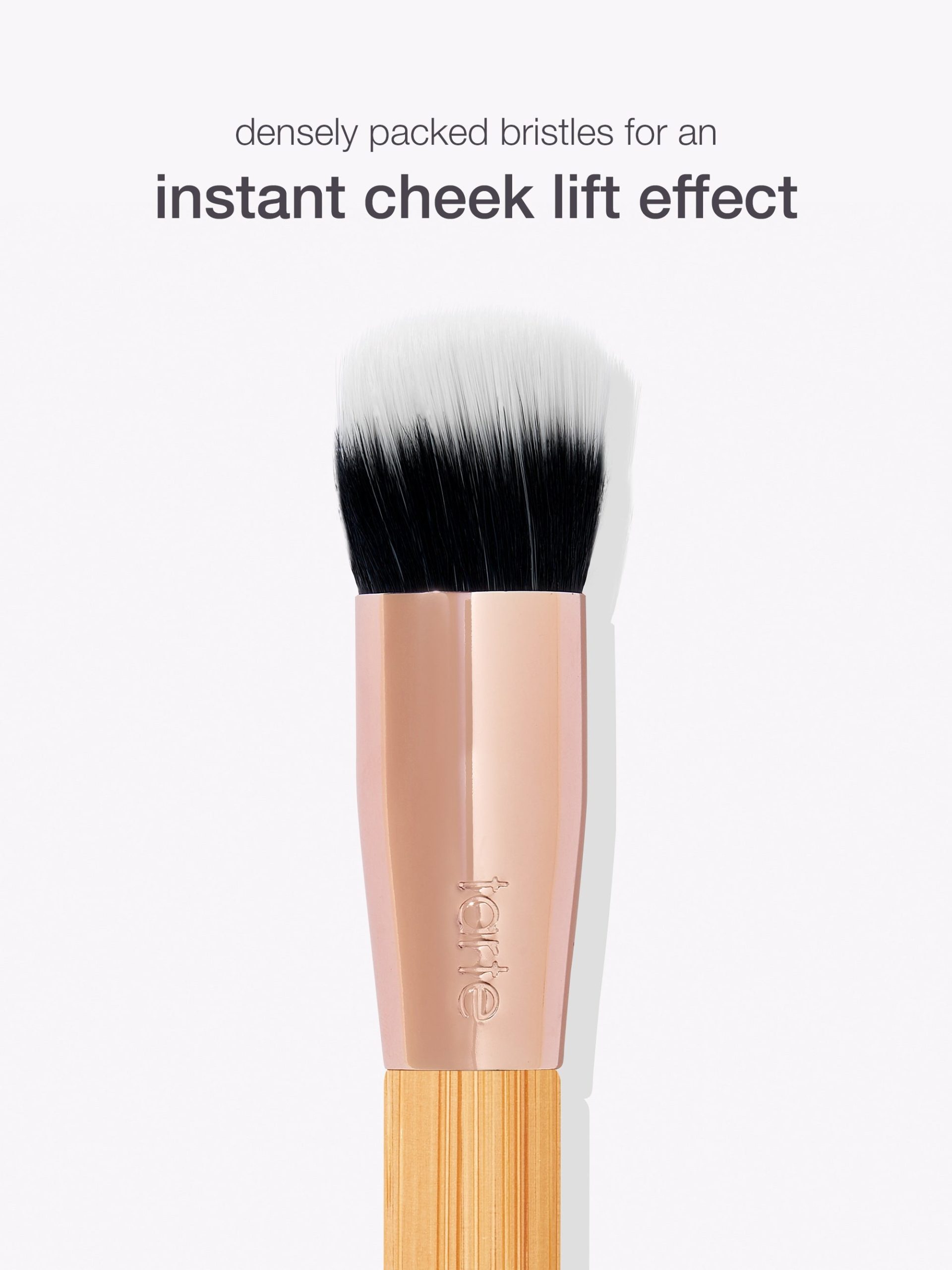 common__stippling-blush-brush__02.jpg