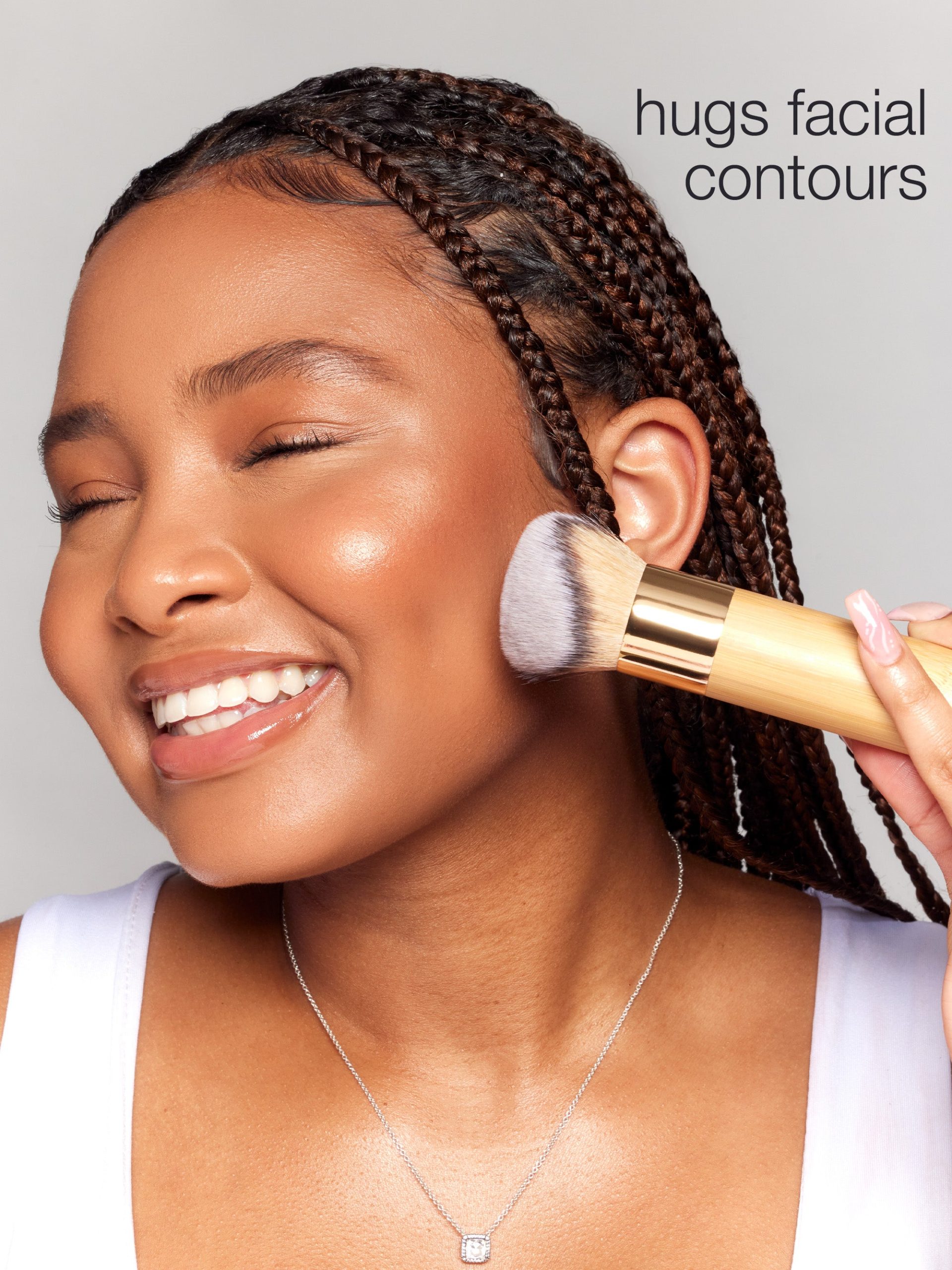 common_angled-complexion-brush_04.jpg
